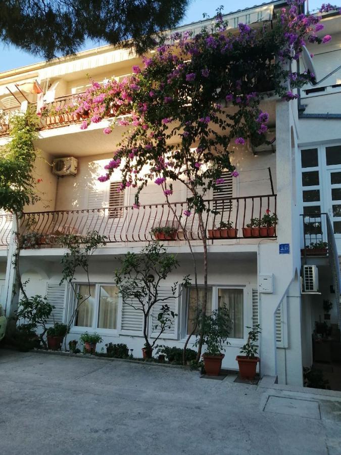 Apartmani Marivo Baška Voda Eksteriør bilde