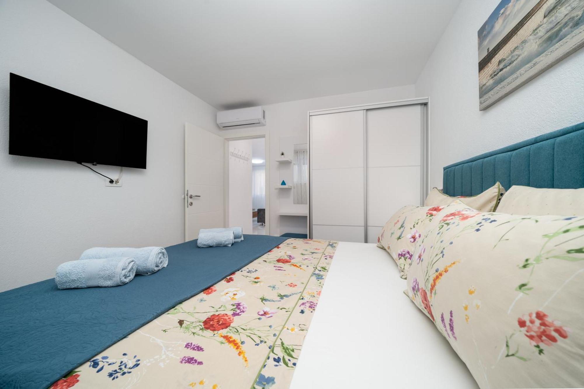 Apartmani Marivo Baška Voda Eksteriør bilde