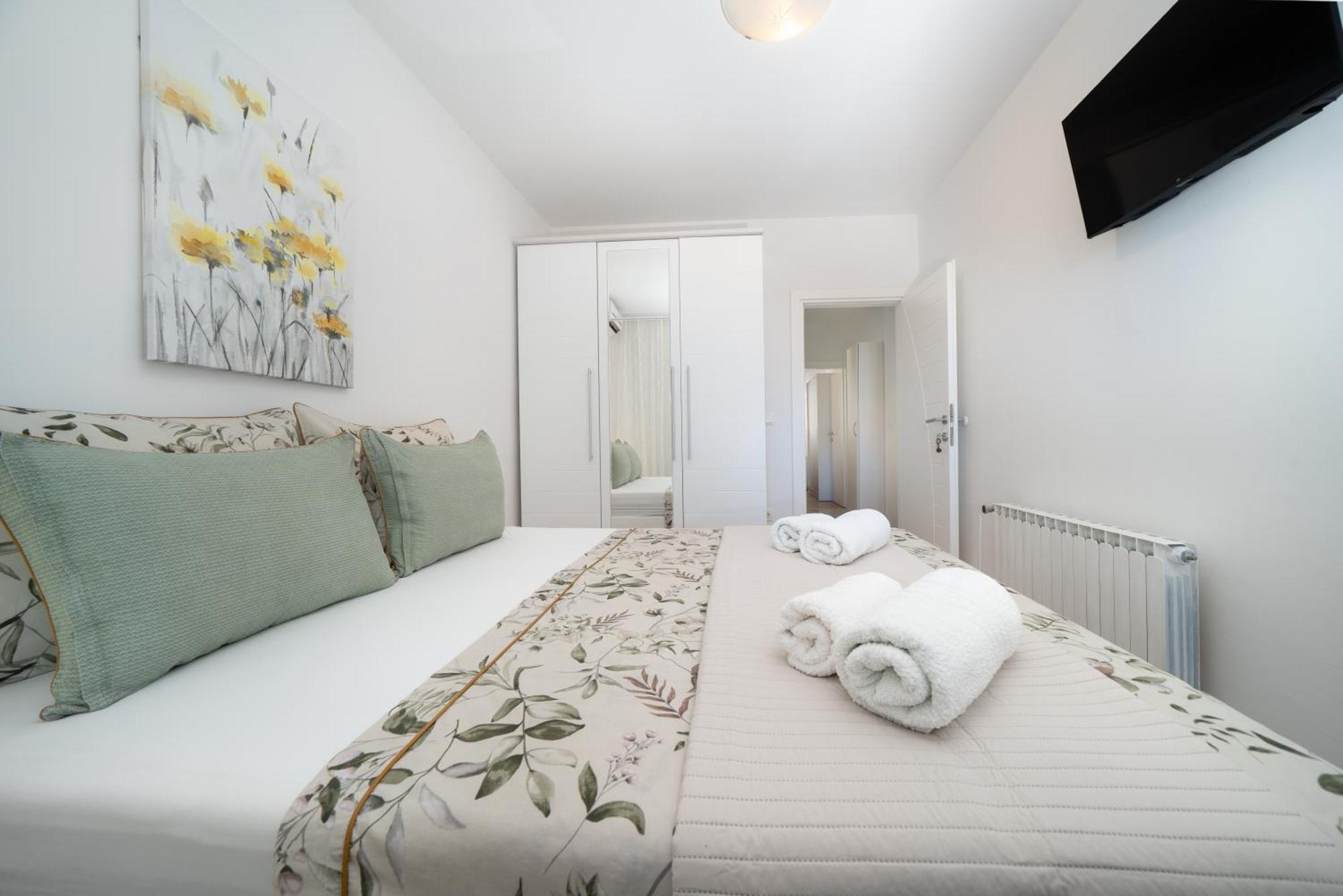 Apartmani Marivo Baška Voda Eksteriør bilde
